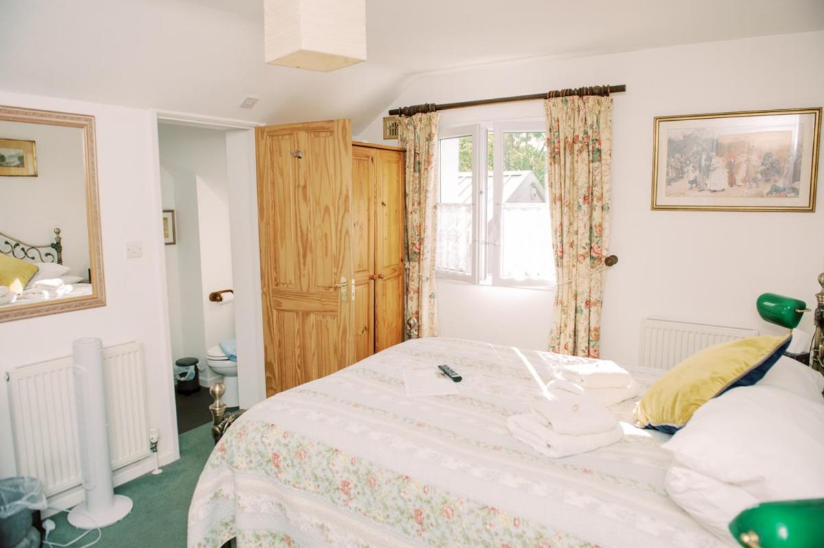 4 Lyndhurst Rd Brockenhurst Exteriör bild